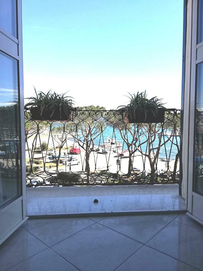 Stella Di Mare Apartment ลาสเปเซีย ภายนอก รูปภาพ